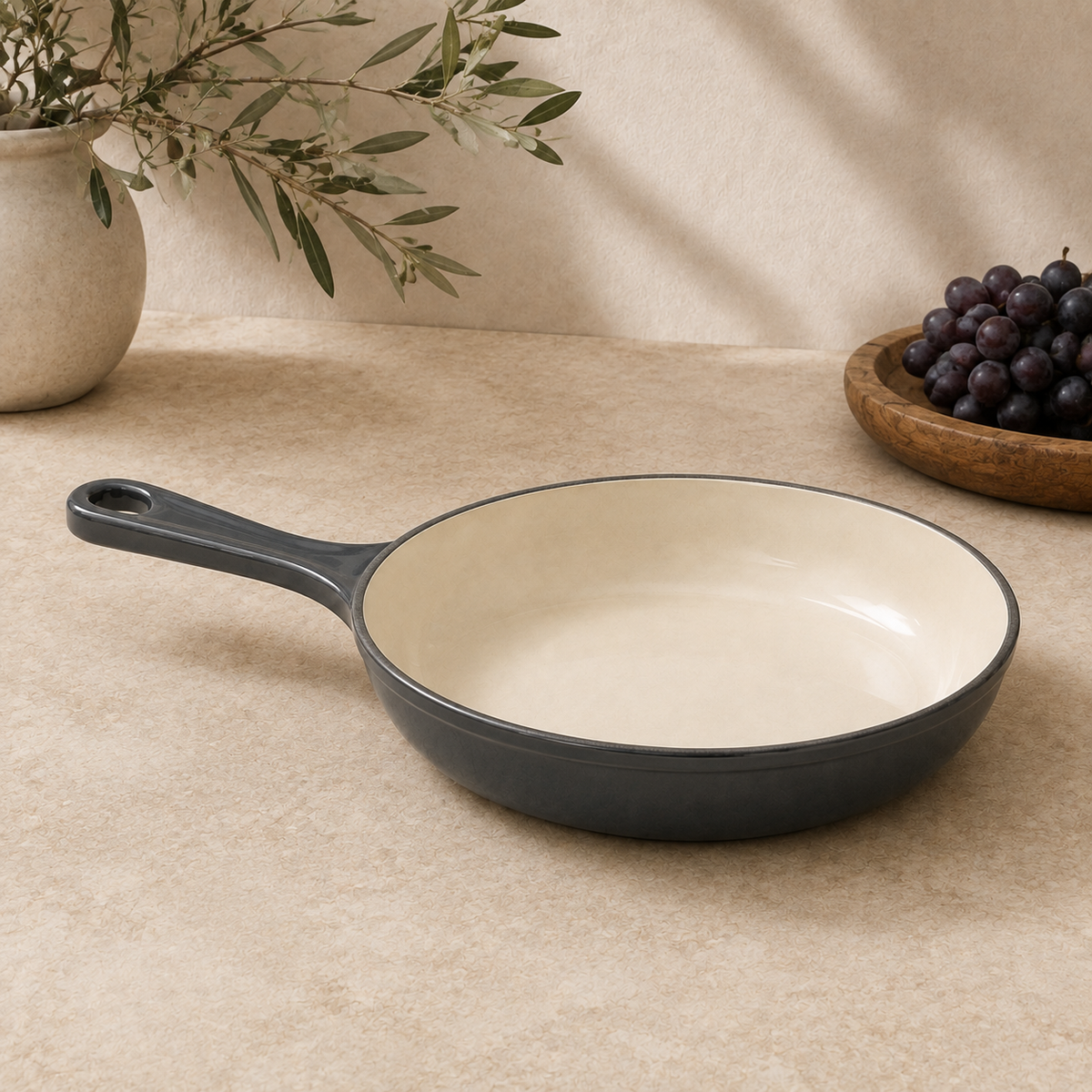 MOCHOO 10-Inch Enameled Cast Iron Frying Pan – 1.8 L